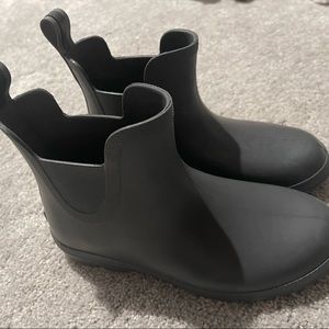 Totes rain boots
